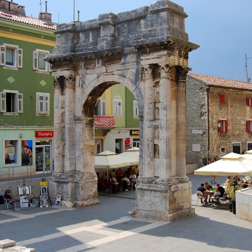 Pula1